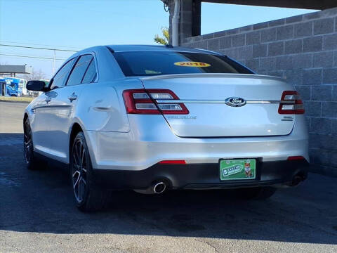 2018 Ford Taurus SEL