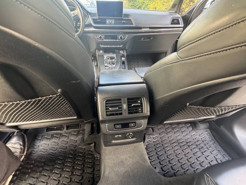 2020 Audi SQ5 3.0T quattro Premium Plus