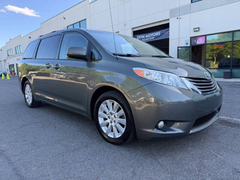 2014 Toyota Sienna