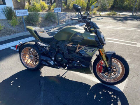 2021 Ducati Diavel 1260 Lamborghini