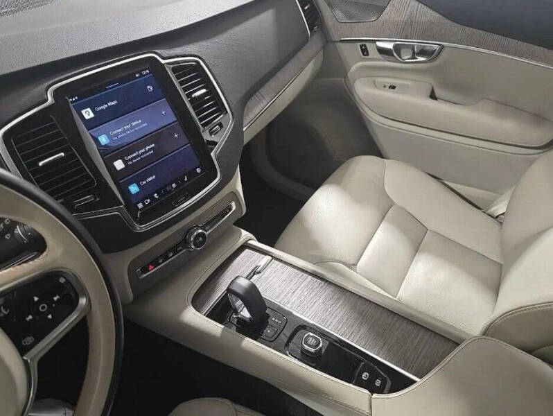 2024 Volvo XC90 B6 Plus Bright Theme 6P