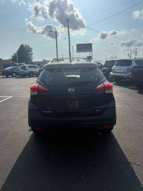 2018 Nissan Kicks SR