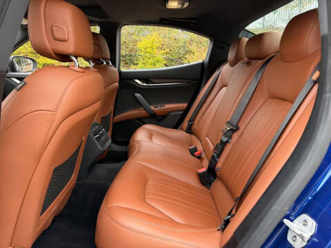 2022 Maserati Ghibli Modena Q4