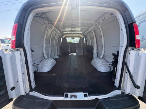 2020 Chevrolet Express 2500