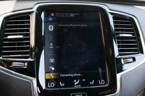 2016 Volvo XC90 T8 eAWD R-Design