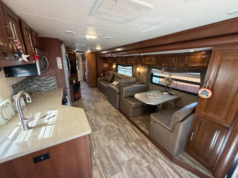 2015 Forest River Georgetown 335DS