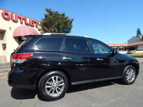 2015 Nissan Pathfinder S