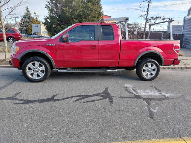 2010 Ford F-150 FX4's photo