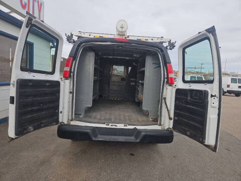 2017 Chevrolet Express 2500