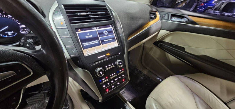 2017 Lincoln MKC Select