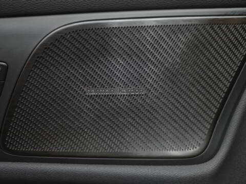 2025 Volvo S60 T8 Plus