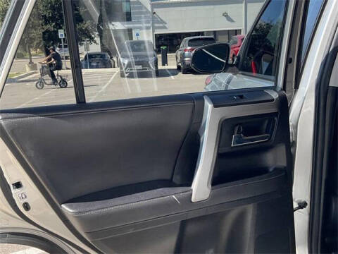 2017 Toyota 4Runner SR5 Premium