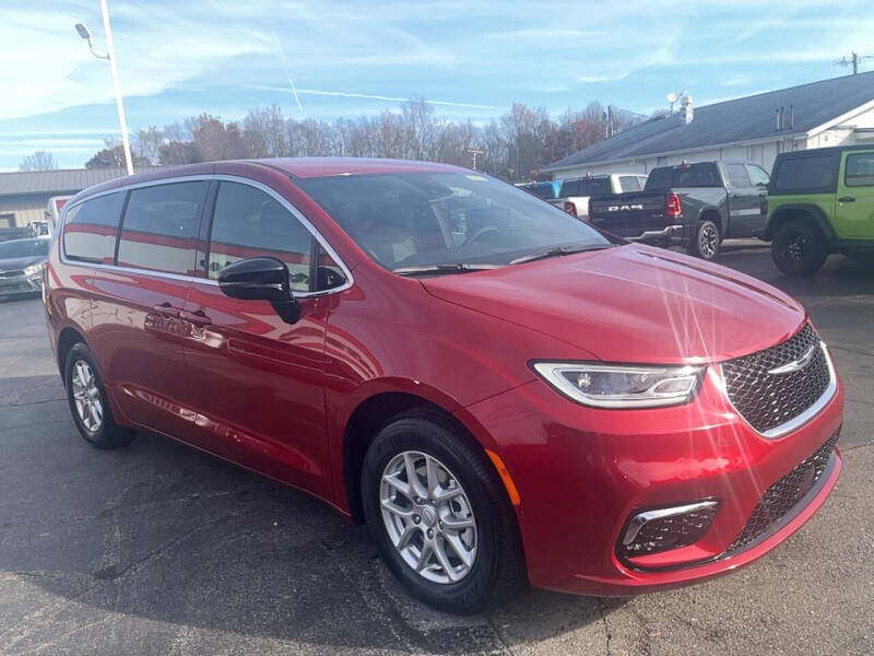 2026 Chrysler Pacifica Select