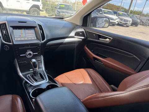 2017 Ford Edge Titanium
