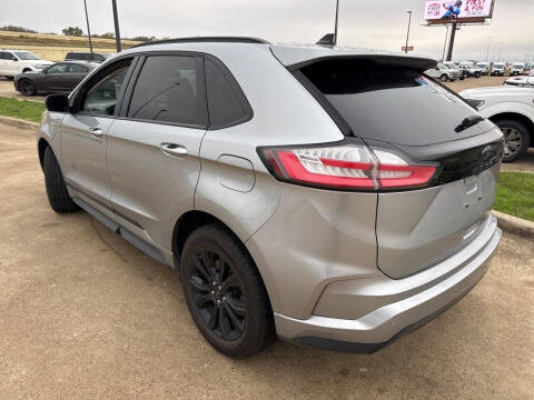 2022 Ford Edge SE