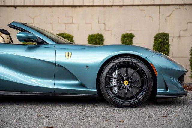 2023 Ferrari 812 GTS