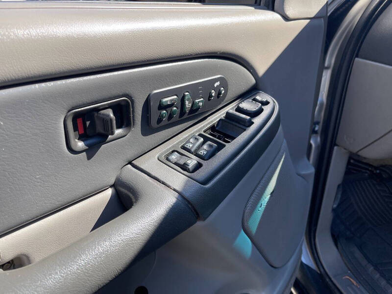 2003 Chevrolet Tahoe LT