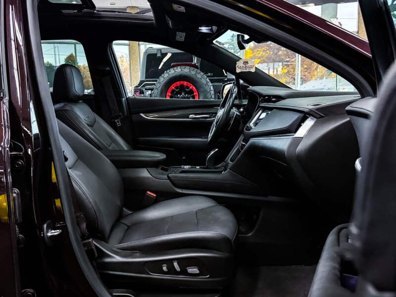 2021 Cadillac XT5 Sport