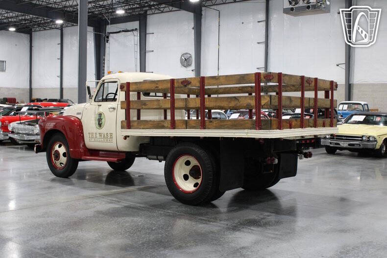 1953 Chevrolet 4400