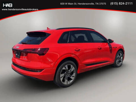 2021 Audi e-tron quattro Premium