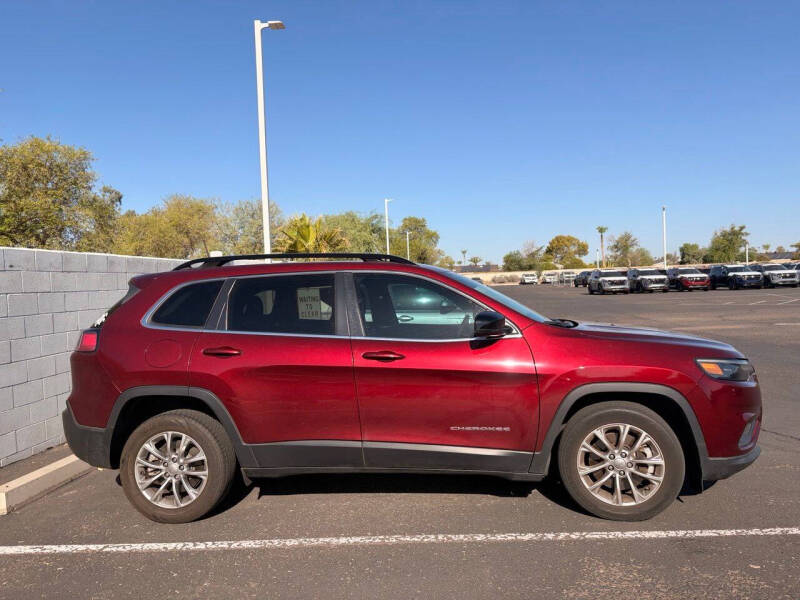 2022 Jeep Cherokee Latitude Lux