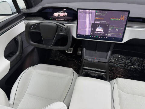 2022 Tesla Model X Plaid