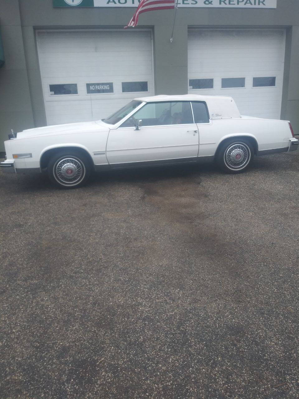 White 1983 Cadillac Eldorado Base 2dr Coupe 1