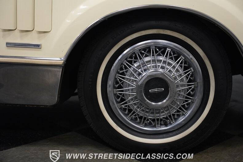 1982 Lincoln Mark VI