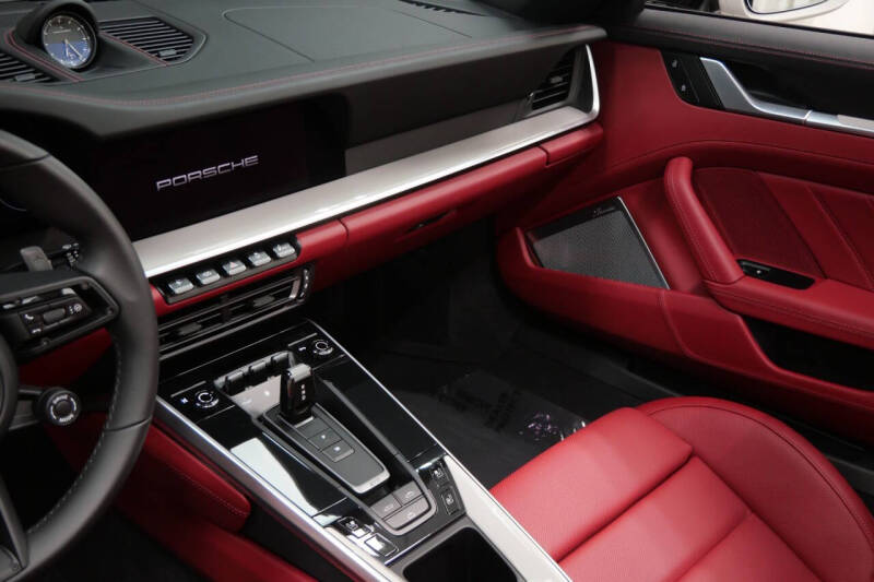 2024 Porsche 911 Turbo S