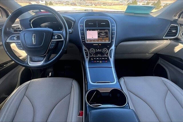 2019 Lincoln Nautilus Reserve