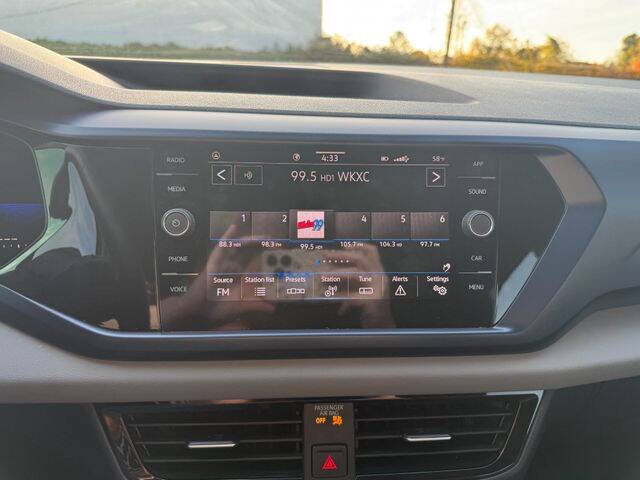 2022 Volkswagen Taos SE