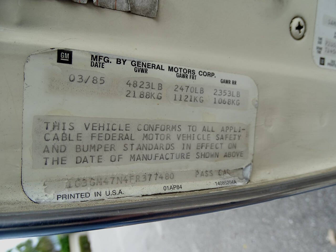 1985 Oldsmobile Cutlass Supreme 37
