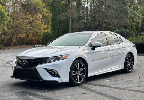 2018 Toyota Camry for sale at RoadLink Auto Sales in Greensboro NC