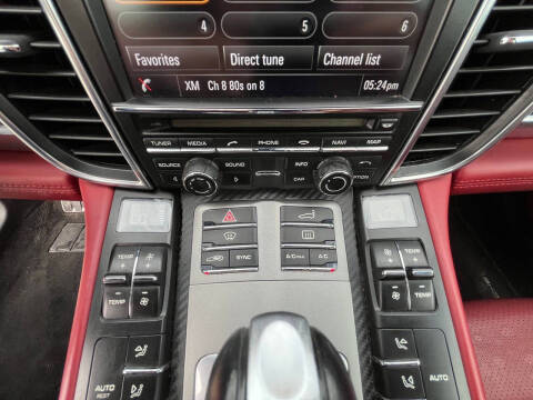 2014 Porsche Panamera 4