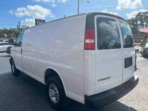 2018 Chevrolet Express 2500