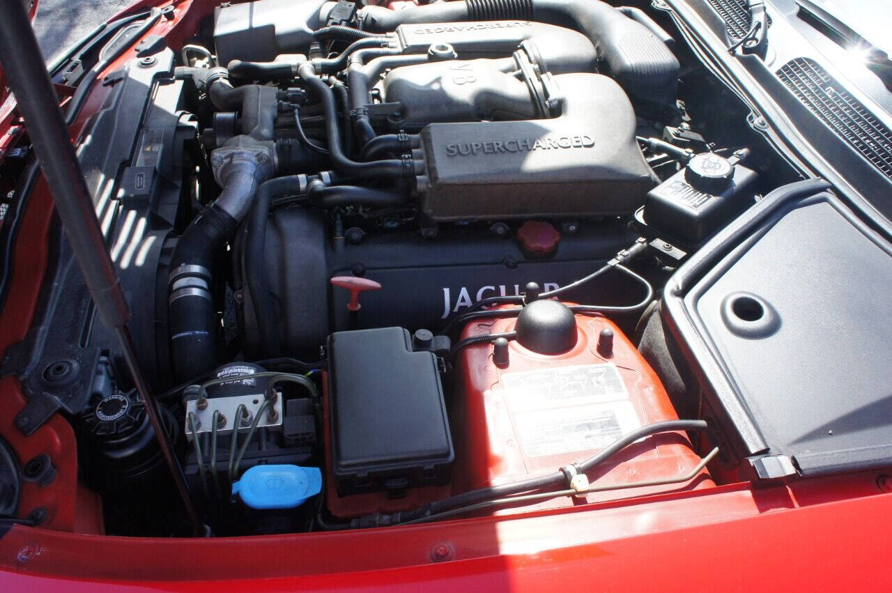 2000 Jaguar XKR 12