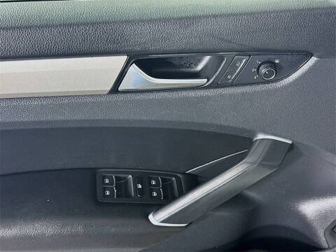 2022 Volkswagen Passat SE