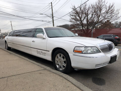 2006 Lincoln Town Car Executive