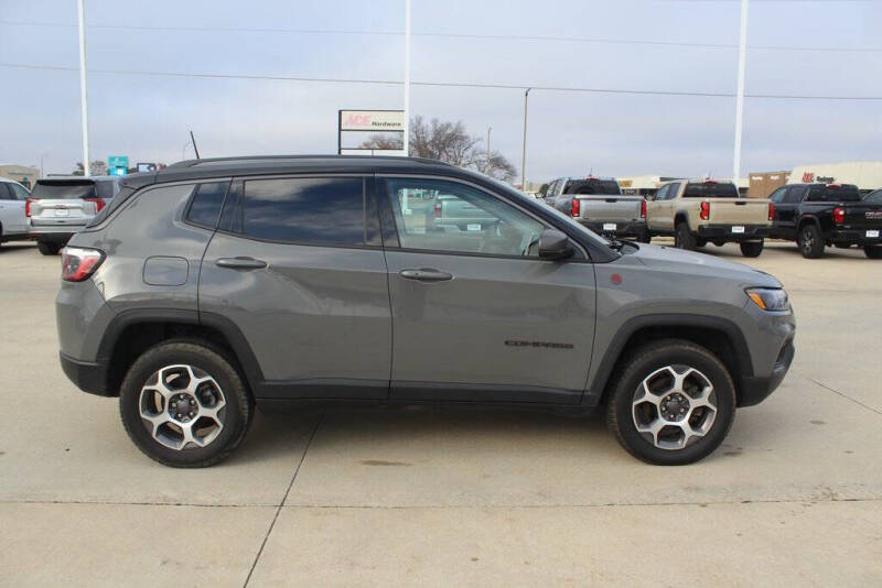 Used 2022 Jeep Compass Trailhawk with VIN 3C4NJDDB4NT121789 for sale in Storm Lake, IA