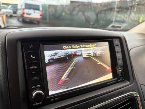 2017 Dodge Grand Caravan SE Plus