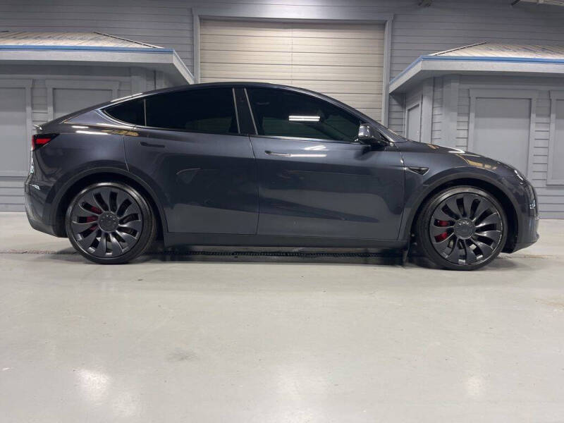 2025 Tesla Model Y Performance