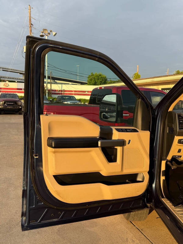 2017 Ford F-350 Super Duty XLT