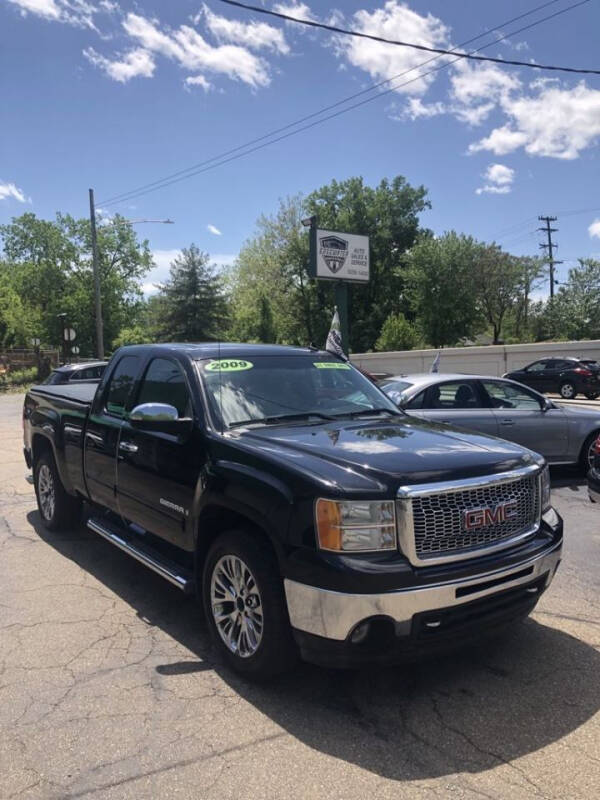 2009 GMC Sierra 1500 for sale at Edgewater Imports & More in Oakmont PA