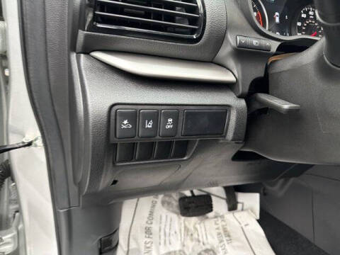 2024 Mitsubishi Eclipse Cross LE