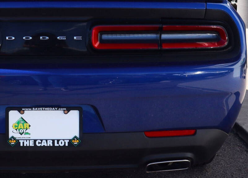 2019 Dodge Challenger SXT