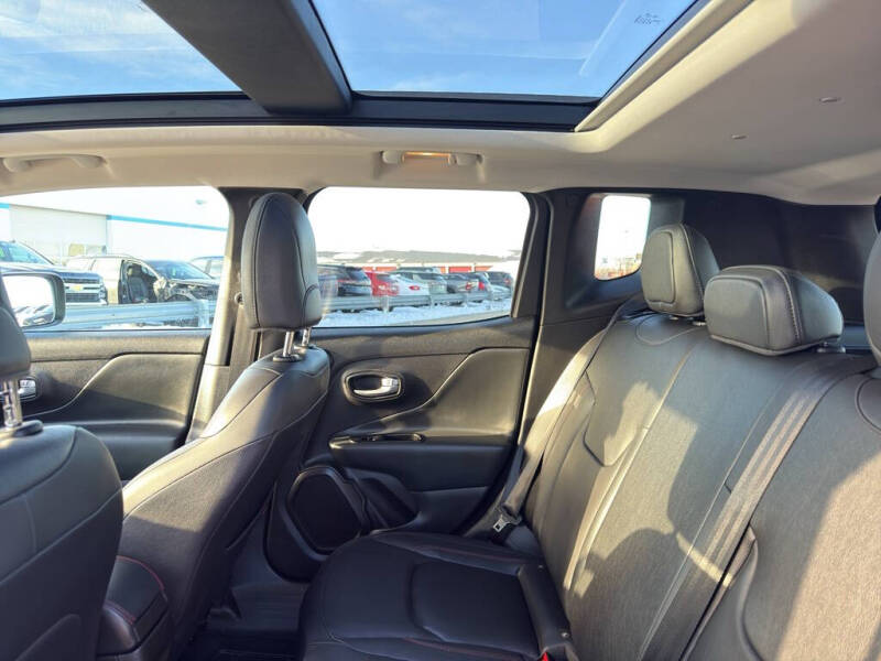 2023 Jeep Renegade Trailhawk