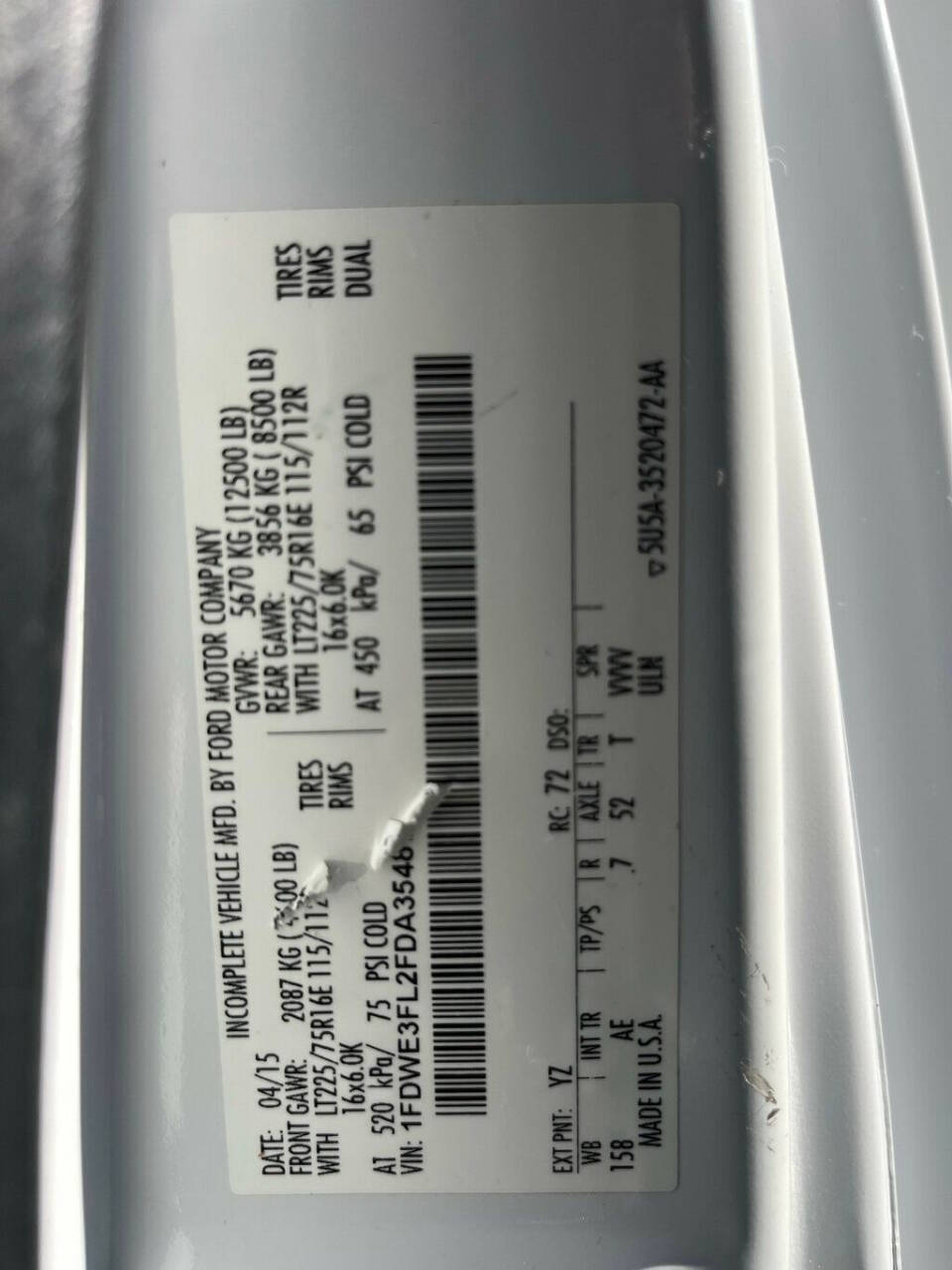 2015 Ford E-Series 33