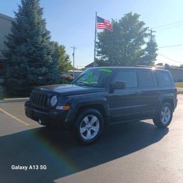 2015 Jeep Patriot for sale at Ideal Auto Sales, Inc. in Waukesha WI