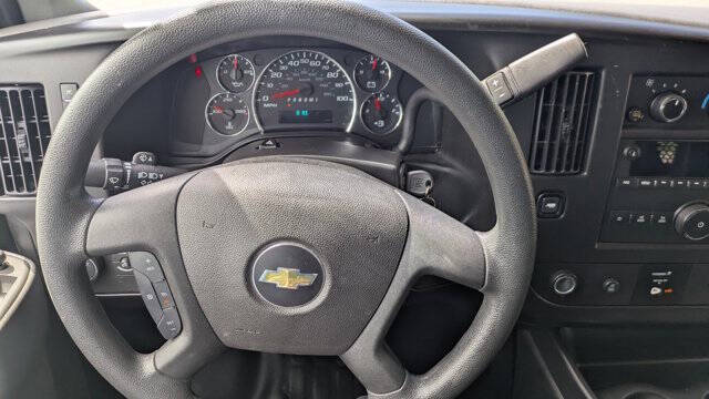 2024 Chevrolet Express 2500