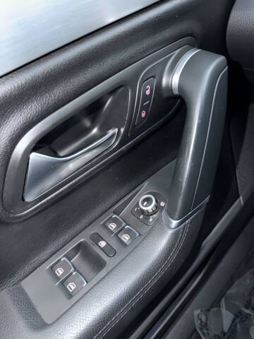 2010 Volkswagen CC Luxury PZEV